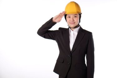 保護帽（工事用ヘルメット）をかぶる際の注意点